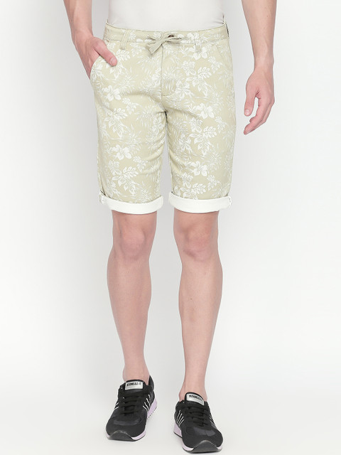 

beevee Men Green Printed Regular Fit Regular Shorts