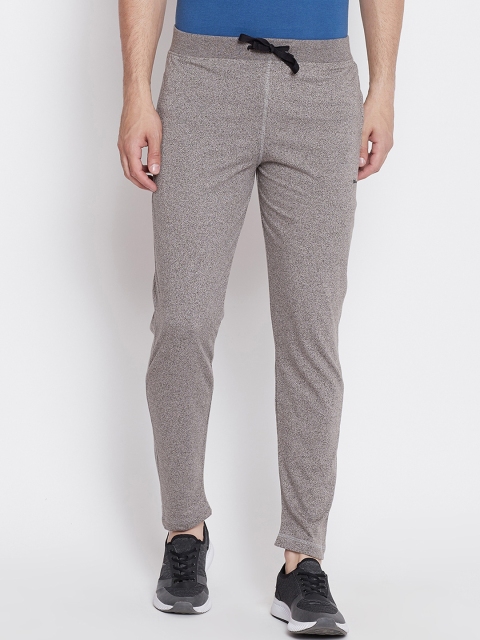 

Okane Men Grey Solid Slim-Fit Trackpants