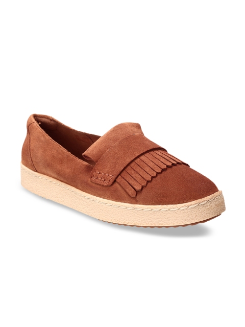 

Clarks Women Tan Loafers
