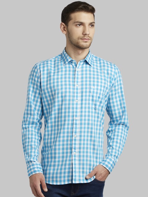 

Parx Men Blue Slim Fit Checked Casual Shirt