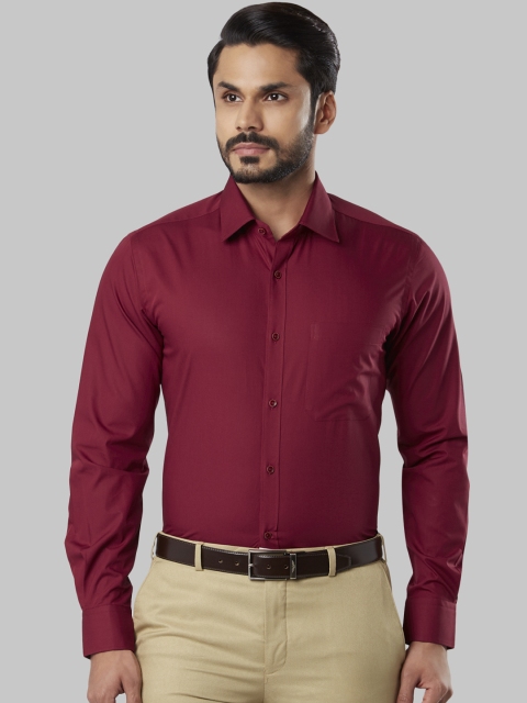 

Raymond Men Maroon Regular Fit Solid Formal Shirt