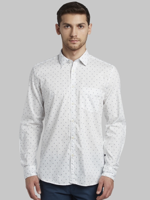 

Parx Men White & Blue Slim Fit Printed Casual Shirt