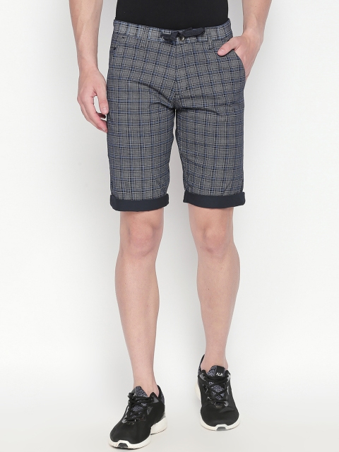 

beevee Men Navy Blue Checked Regular Fit Regular Shorts