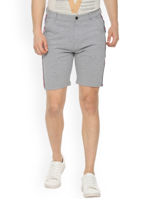 

People Men Grey Striped Regular Fit Regular Shorts
