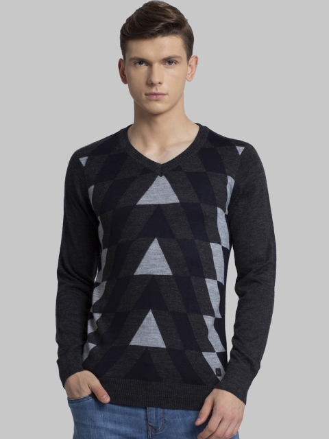 

Parx Men Grey Solid Sweater