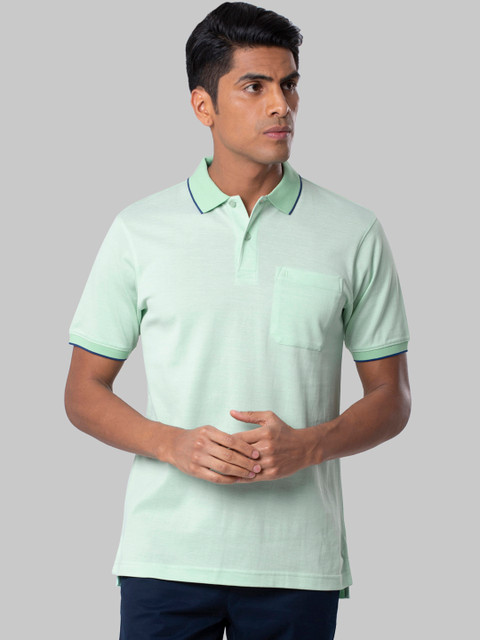

Raymond Men Green Solid Polo Collar T-shirt