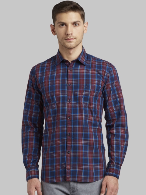Parx Men Blue & Red Slim Fit Checked Casual Shirt