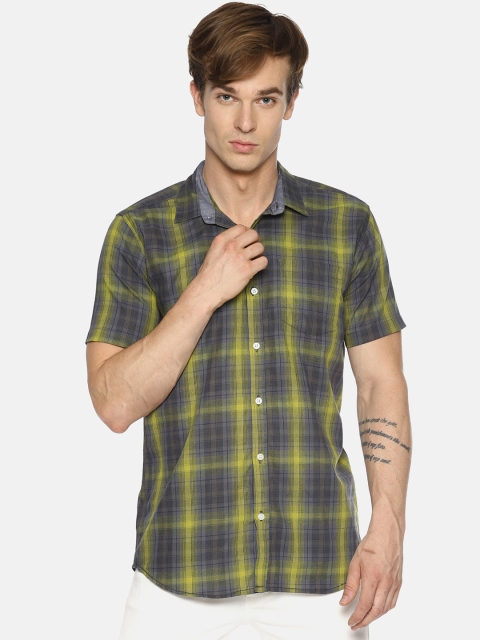 

Balista Men Charcoal Grey & Green Slim Fit Checked Casual Shirt
