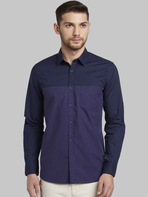 

Parx Men Navy Blue Slim Fit Solid Casual Shirt