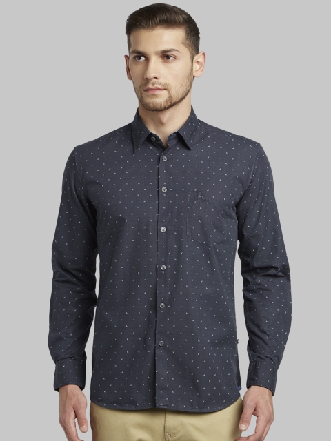 

Parx Men Charcoal Slim Fit Printed Casual Shirt