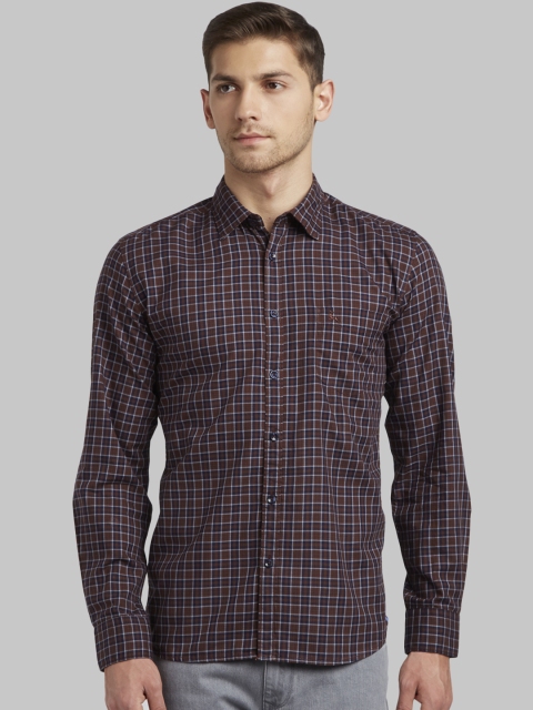 

Parx Men Brown & Maroon Slim Fit Checked Casual Shirt