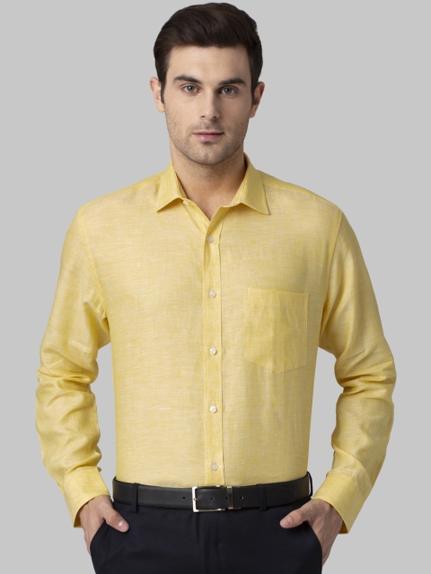 

Park Avenue Men Yellow Regular Fit Solid Formal Shirt