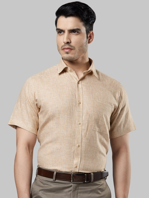 

Raymond Men Brown Regular Fit Checked Formal Shirt
