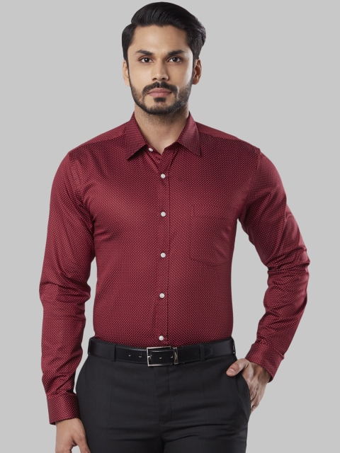 

Next Look Men Maroon Slim Fit Printed Casual Shirt