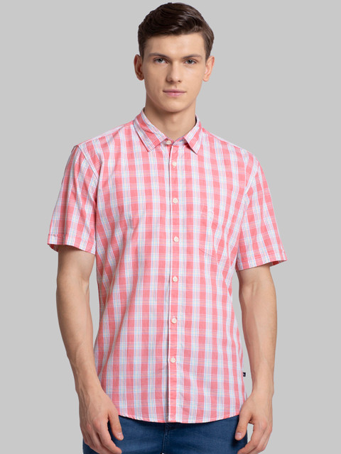 

Parx Men Pink Slim Fit Checked Casual Shirt