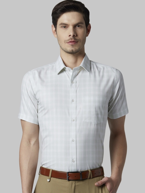 

Park Avenue Men Green & White Regular Fit Checked Formal Shirt