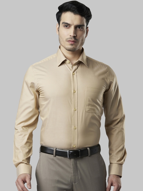 

Raymond Men Beige Regular Fit Solid Formal Shirt
