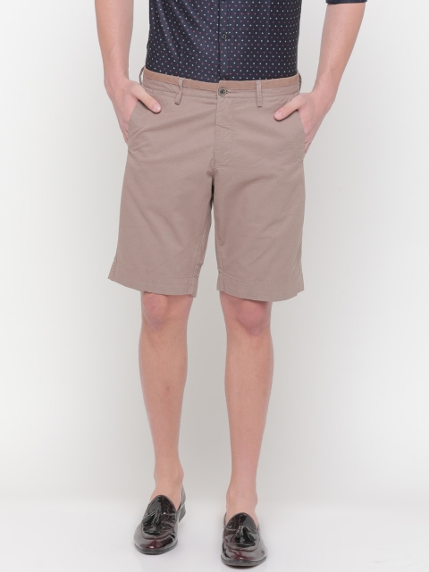 

SHOWOFF Men Khaki Solid Slim Fit Regular Shorts