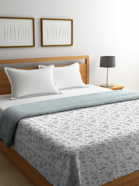 

Portico New York White & Grey Geometric AC Room 120 GSM Double Bed Comforter