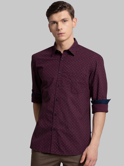 

Parx Men Burgundy Slim Fit Printed Casual Shirt