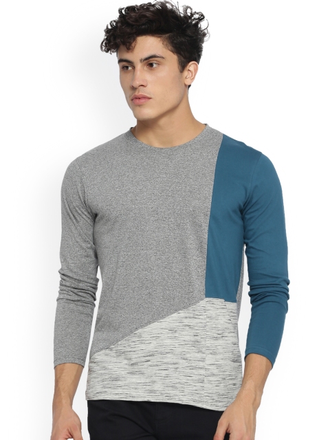 

Campus Sutra Men Grey Colourblocked Round Neck T-shirt