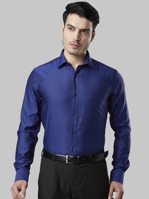 

Raymond Men Blue Regular Fit Solid Formal Shirt