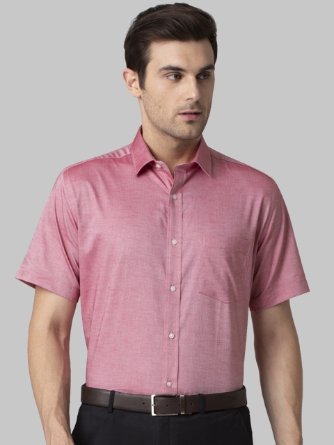 

Park Avenue Men Pink Regular Fit Solid Formal Shirt