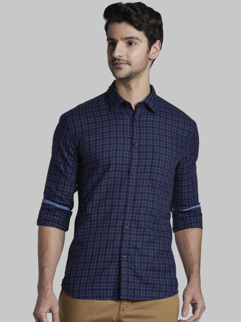 

Parx Men Blue Slim Fit Checked Casual Shirt