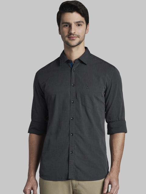 

Parx Men Charcoal Slim Fit Solid Casual Shirt