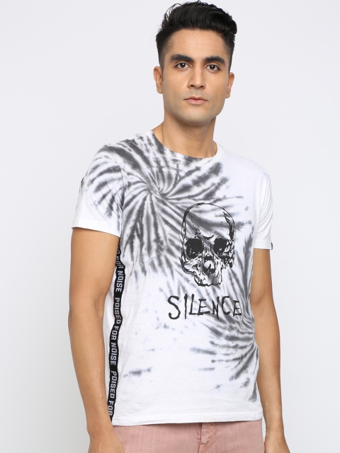 

Breakbounce Men White Printed Round Neck T-shirt