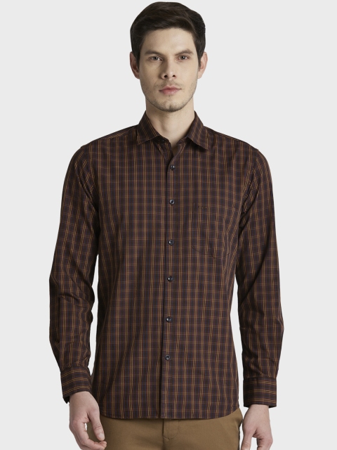 

ColorPlus Men Brown Tailored Fit Checked Casual Shirt