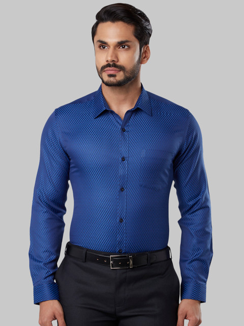 

Next Look Men Blue Slim Fit Self Design Formal Shirt