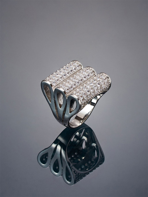 

shaze Women Silver-Plated CZ-Studded Finger Ring