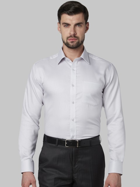 

Park Avenue Men Grey Regular Fit Solid Formal Shirt