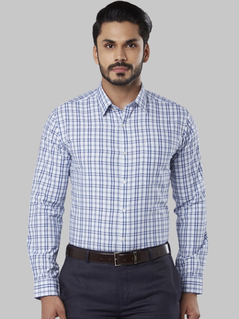 

Next Look Men Blue & White Regular Fit Checked Casual Shirt