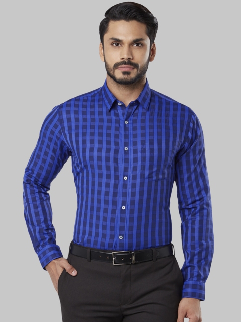 

Next Look Men Blue Manhattan Regular Fit Checked Formal Shirt
