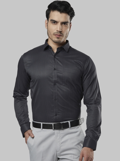 

Next Look Men Grey Slim Fit Self Design Formal Shirt