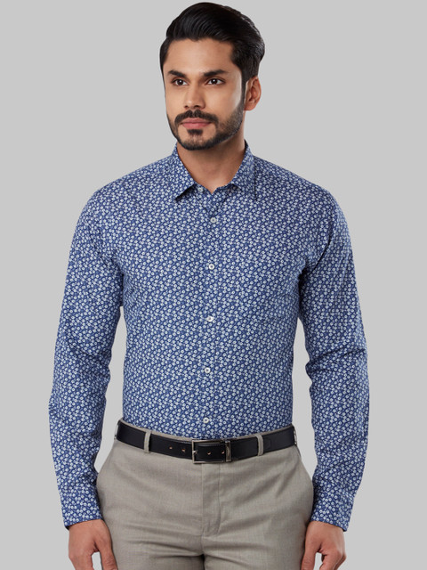 

Next Look Men Blue & White Regular Fit Printed Casual Shirt