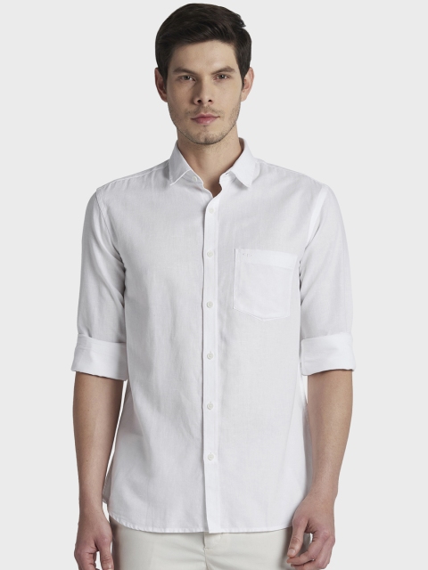 

ColorPlus Men White Tailored Fit Solid Casual Shirt