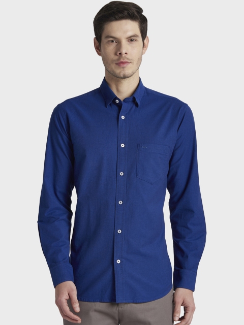 

ColorPlus Men Blue Tailored Fit Solid Casual Shirt