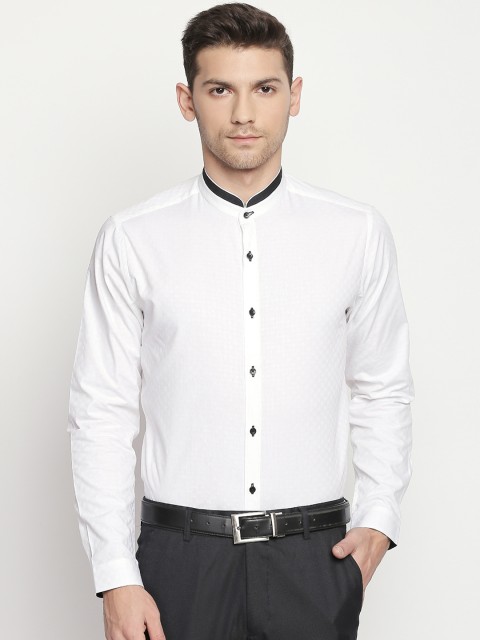 

RICHARD PARKER by Pantaloons Men White Slim Fit Self Design Party Shirt