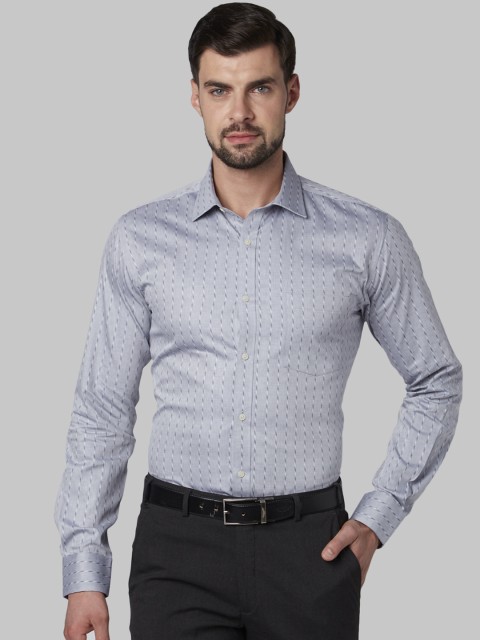 

Park Avenue Men Grey Slim Fit Striped Formal Shirt