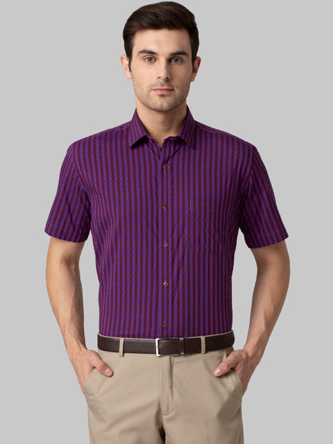 

Park Avenue Men Purple & Maroon Regular Fit Checked Formal Shirt