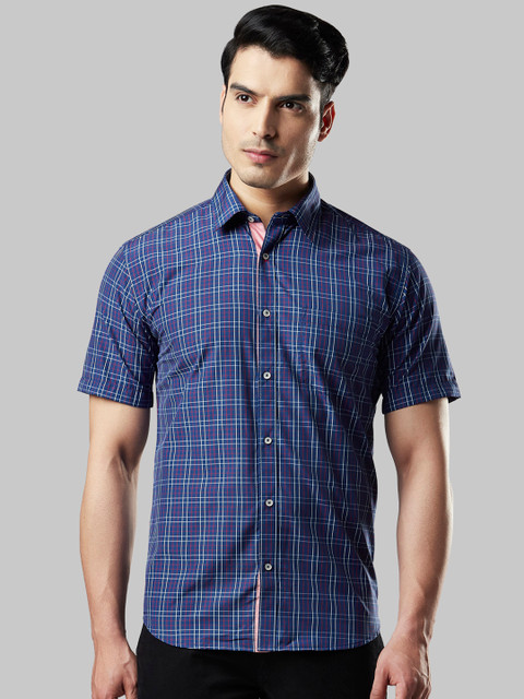 

Next Look Men Blue & Red Regular Fit Checked Casual Shirt