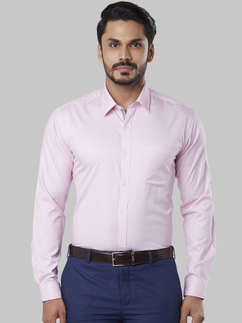 

Next Look Men Pink Slim Fit Solid Formal Shirt