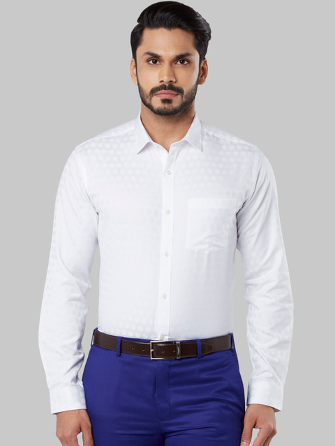

Next Look Men White Slim Fit Self Design Casual Shirt