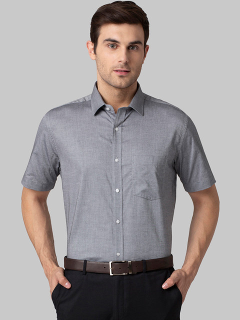 

Park Avenue Men Grey Regular Fit Solid Formal Shirt