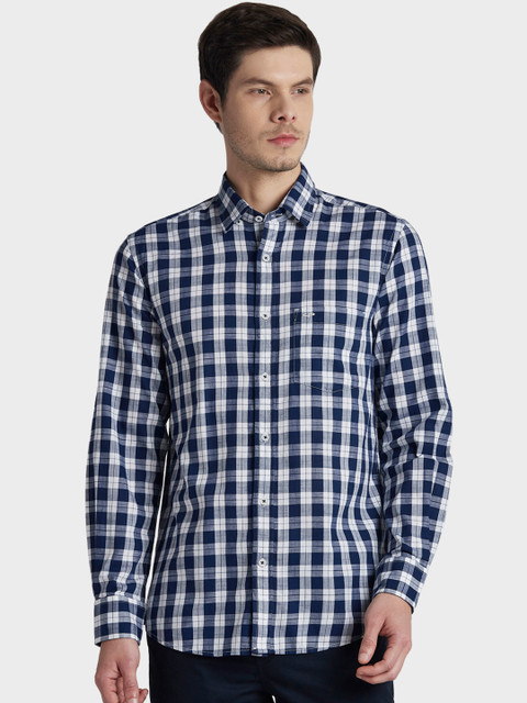 

ColorPlus Men Blue Tailored Fit Checked Casual Shirt