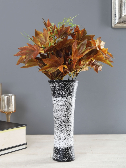 

OddCroft Black & White Textured Ceramic Flower Vase