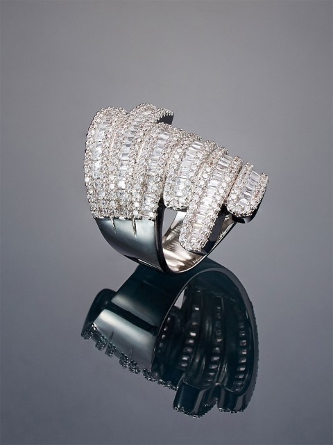 

shaze Women Silver-Plated CZ-Studded Finger Ring